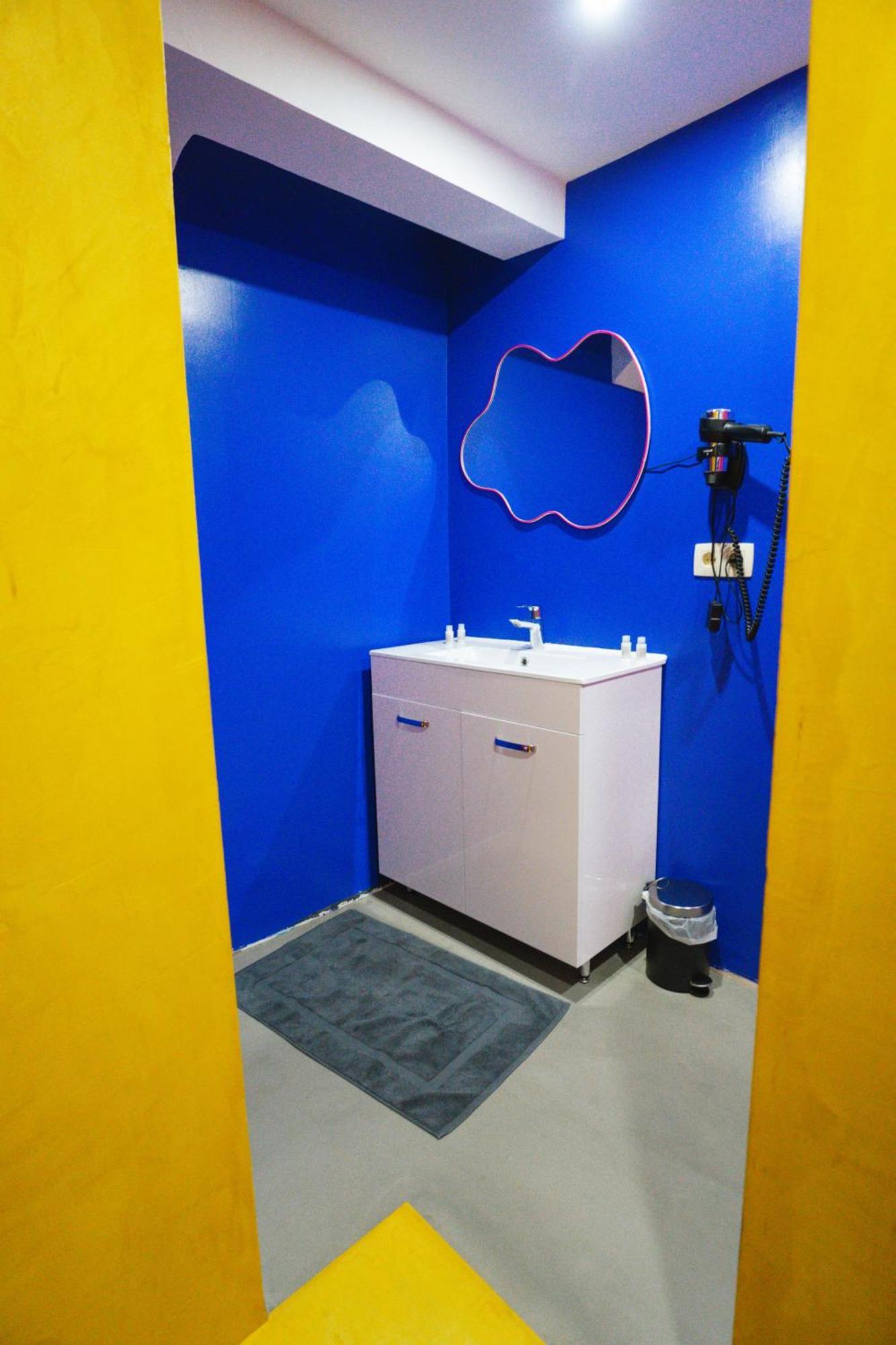 Capsule Boogie-Woogie - Jacuzzi - Sauna - Billard - Jeux - Ecran Geant - Filet Suspendu - Netflix Ла-Лувьер Экстерьер фото