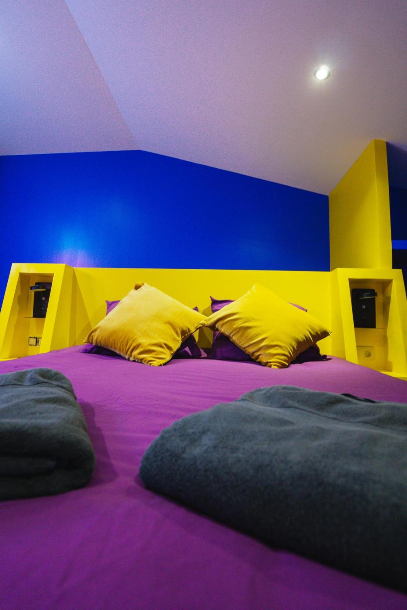 Capsule Boogie-Woogie - Jacuzzi - Sauna - Billard - Jeux - Ecran Geant - Filet Suspendu - Netflix Ла-Лувьер Экстерьер фото