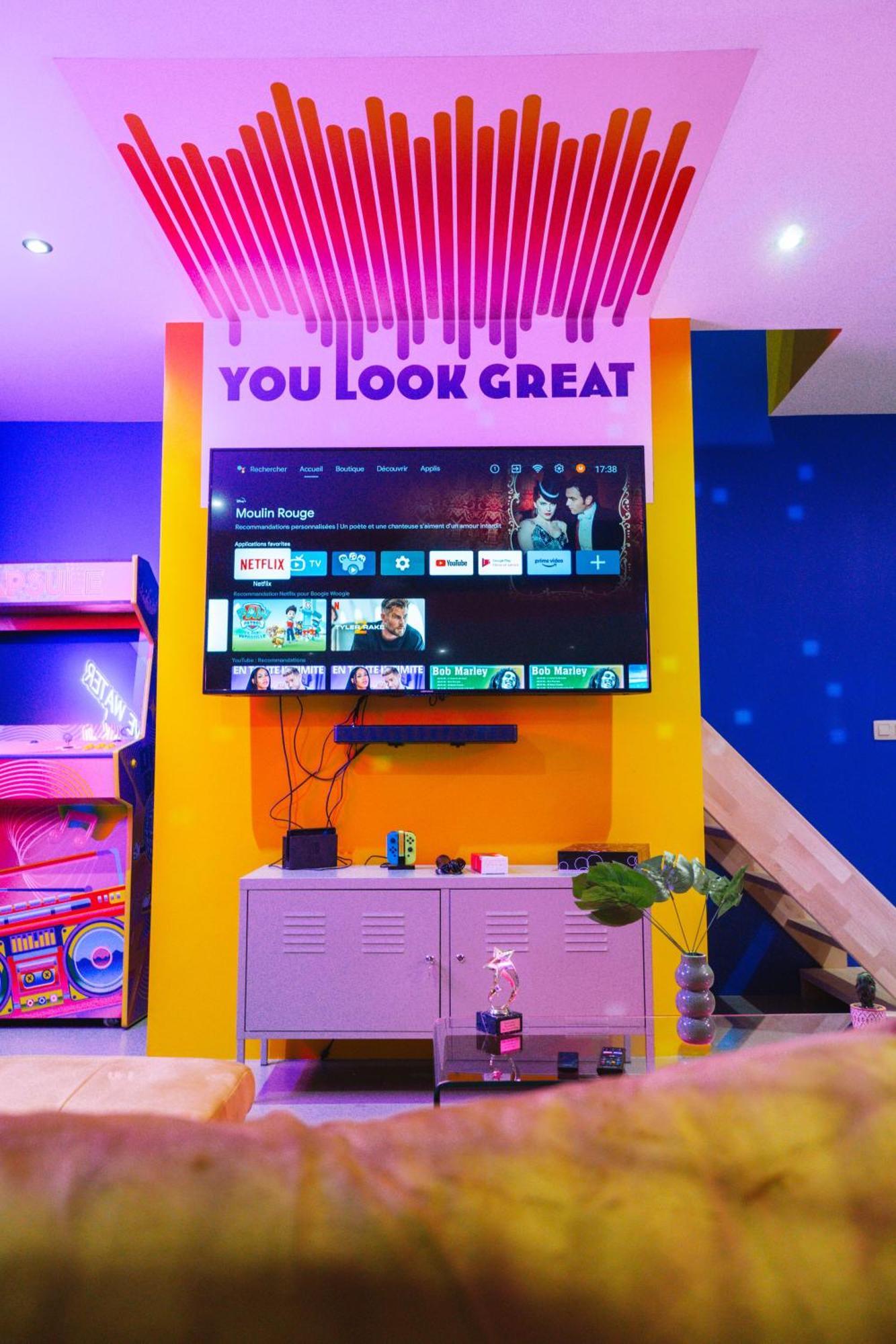 Capsule Boogie-Woogie - Jacuzzi - Sauna - Billard - Jeux - Ecran Geant - Filet Suspendu - Netflix Ла-Лувьер Экстерьер фото